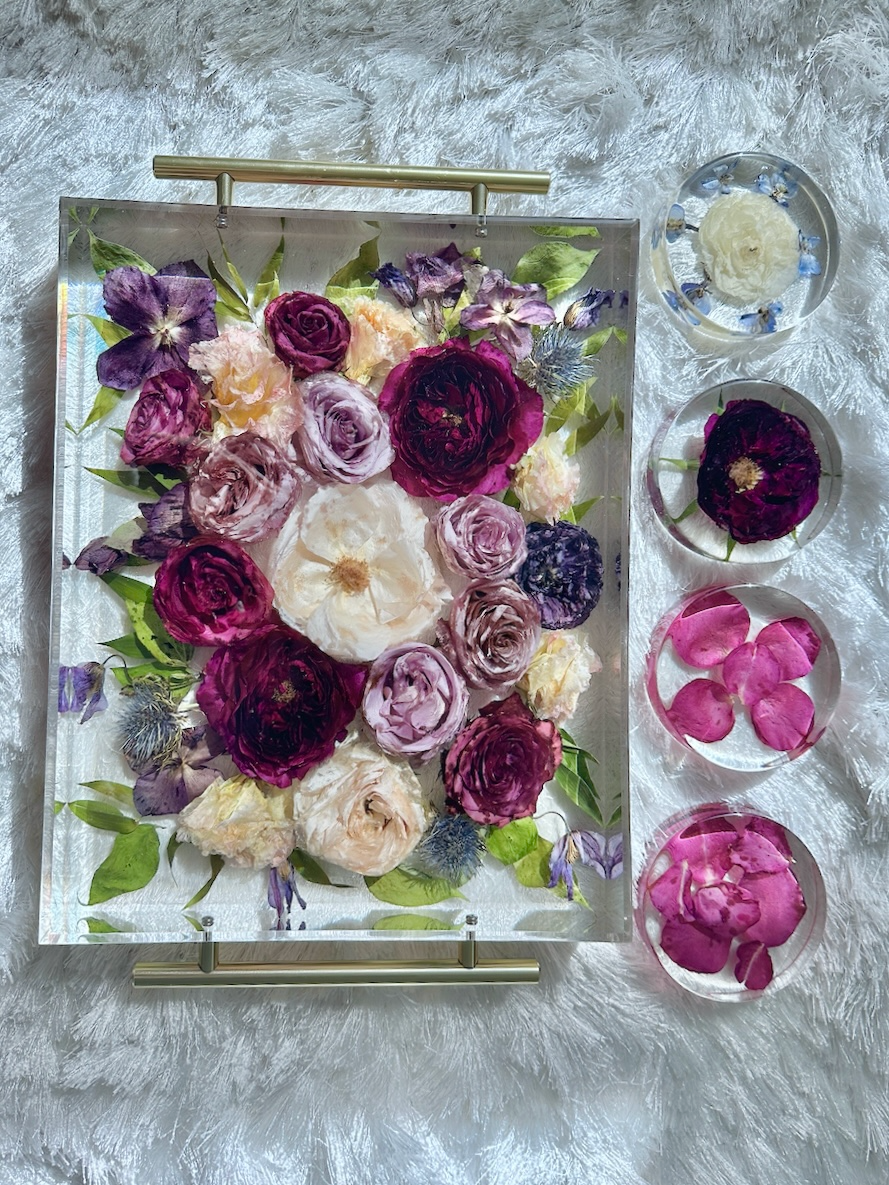 Custom Flower Ring Holder — MarinaMakesArt - Modern Resin Art by